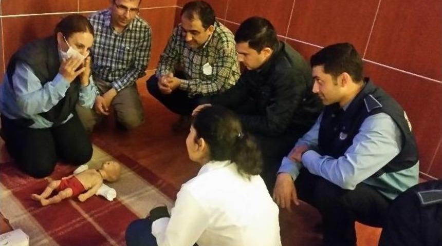 Mersin&rsquo;de Zabıta Personellerine İlkyardım Eğitimi