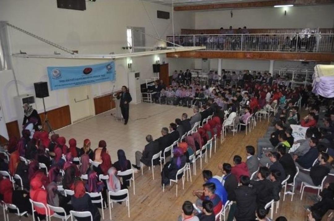 &Ouml;nc&uuml; Spor Seminerleri Korkuteli&rsquo;de