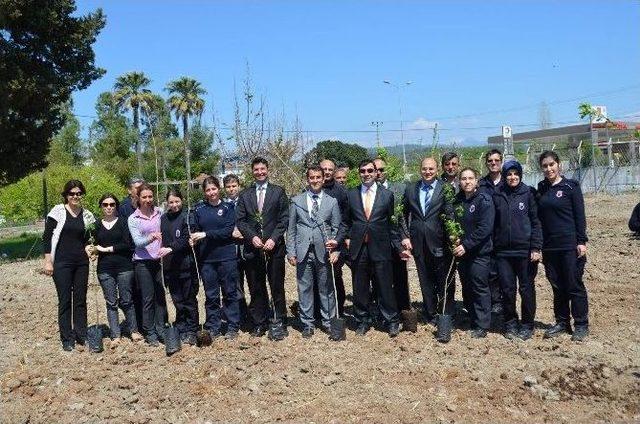 Dalaman&rsquo;da Şehit Savcı Kiraz&rsquo;ın Anısına 510 Sığla Fidanı Dikildi 3