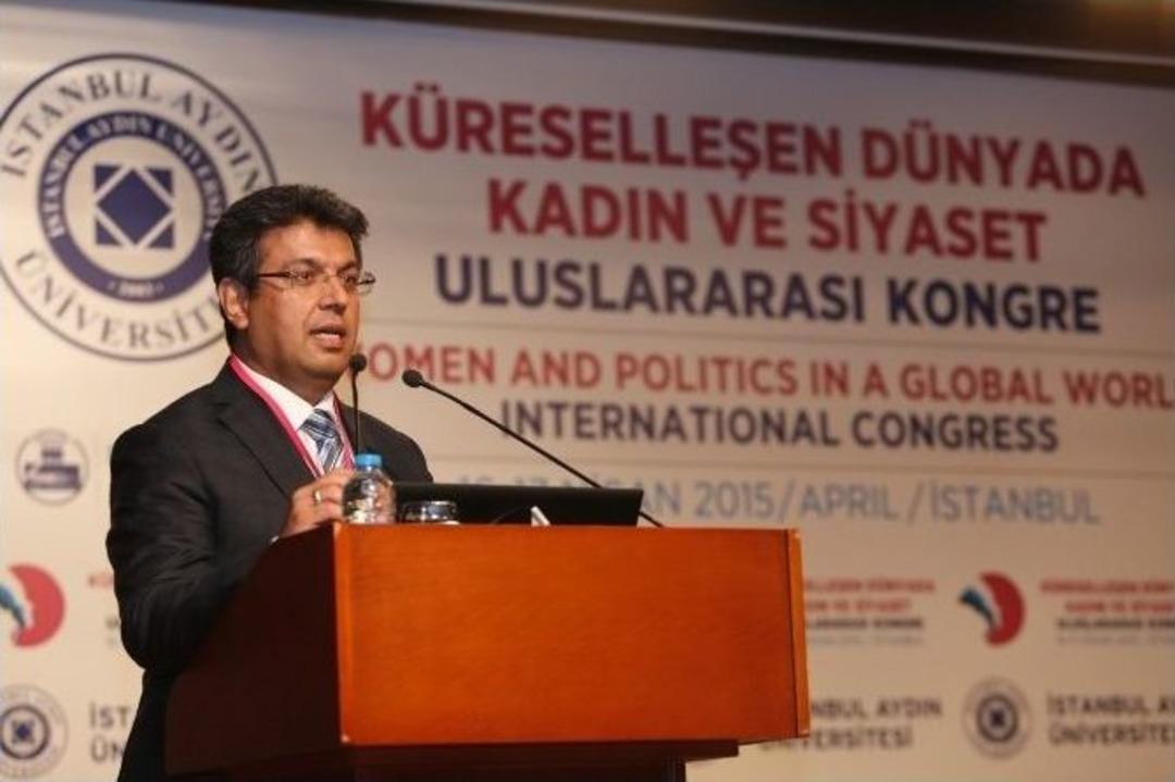 Başkan Karadeniz: &ldquo;kadın Meselesine B&uuml;t&uuml;n D&uuml;nya Kafa Yormalı&rdquo;