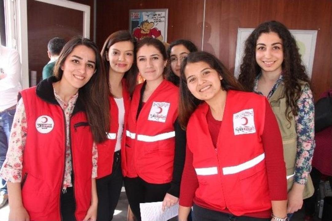 Bilecik Şeyh Edebali &Uuml;niversitesi&rsquo;nden Kan Bağışı