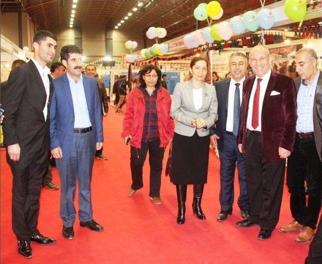 Başkan &Ccedil;ok Fuarı Değerlendirdi 1