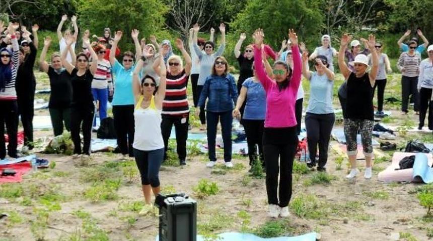 &Ouml;nce G&ouml;bek Havası, Sonra Meditasyon