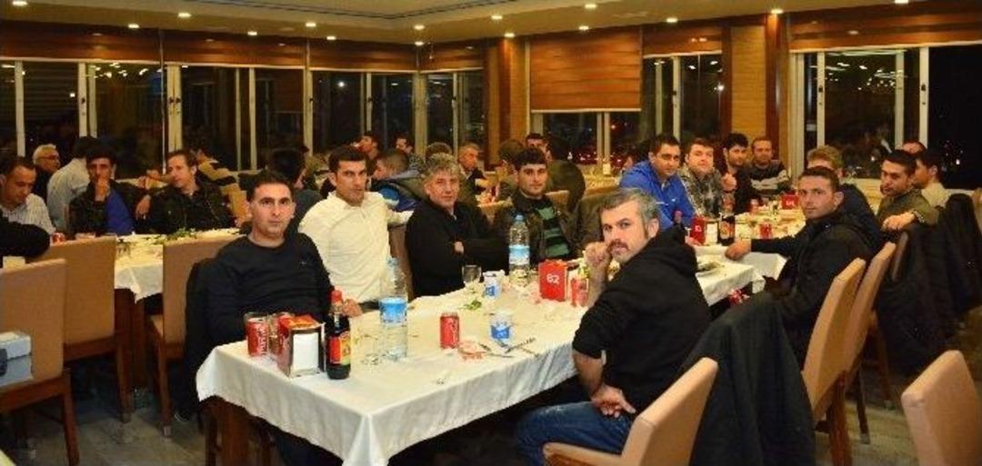 &Uuml;retime Keyifli Bir Yemek Molası