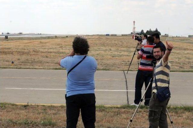 Askeri Tatbikatlar, Hava Fotoğrafçılarına Açılıyor 2