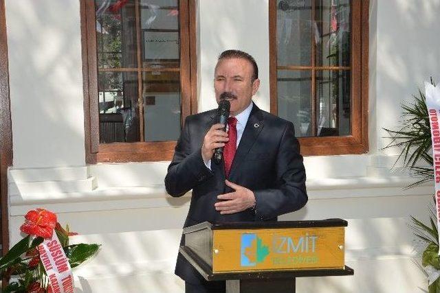 Yeni Taksi Durakları İzmit&rsquo;e Yakışıyor 2