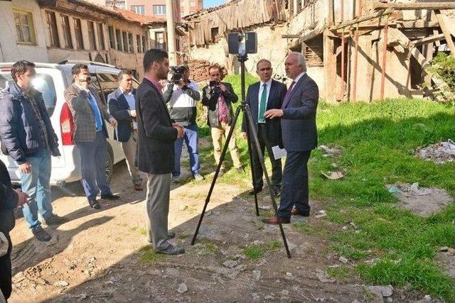 Belediye’den Metruk Bina Seferberliği