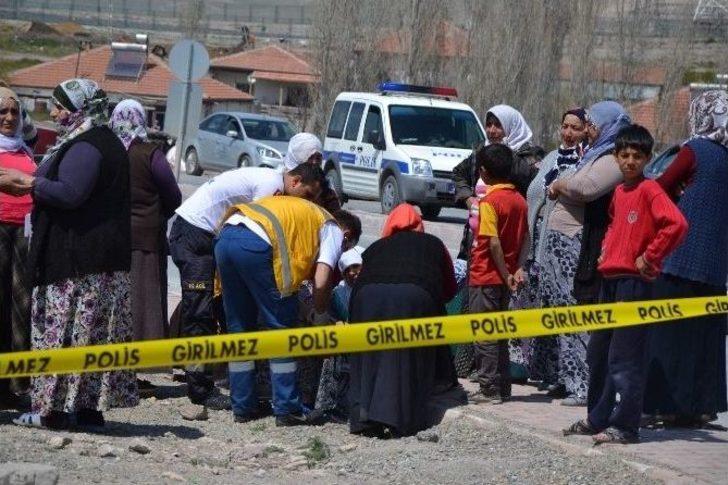 Yük Treninin Çarptığı Yaşlı Adam Hayatını Kaybetti G5