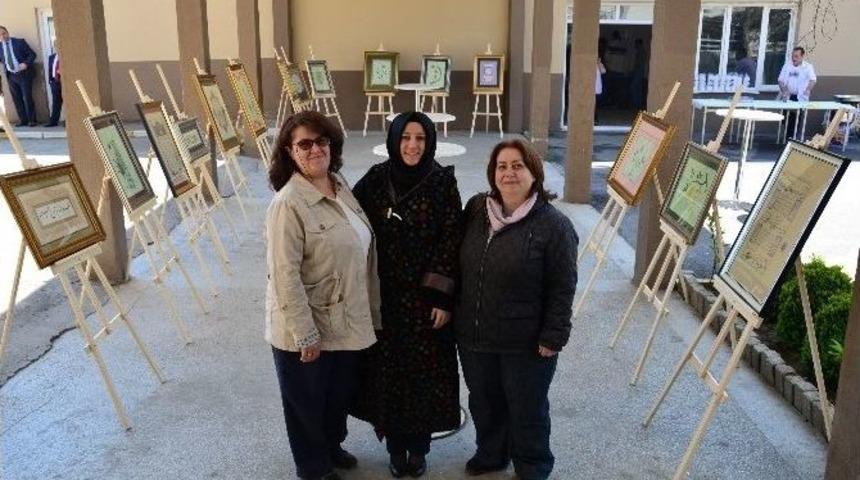 Busmek Sergileri Her Yerde