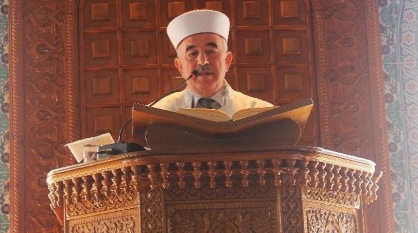 Ali Bardakoğlu: "islam&rsquo;a &Ouml;rnek Olamadık, &Ouml;rnek M&uuml;sl&uuml;man Olamadık"
