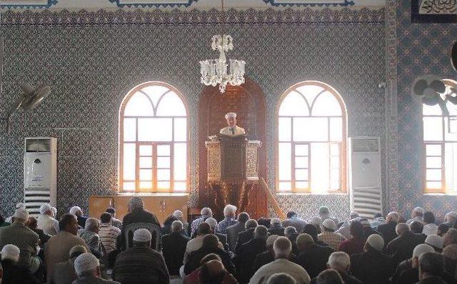 Ali Bardakoğlu: "islam&rsquo;a &Ouml;rnek Olamadık, &Ouml;rnek M&uuml;sl&uuml;man Olamadık" 1