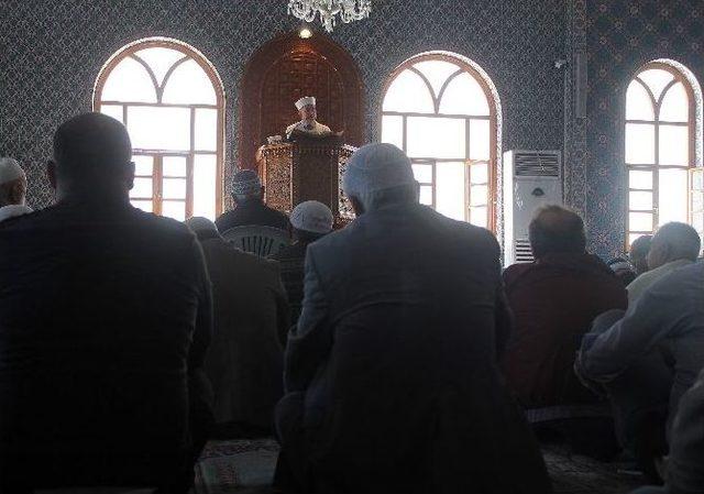 Ali Bardakoğlu: "islam&rsquo;a &Ouml;rnek Olamadık, &Ouml;rnek M&uuml;sl&uuml;man Olamadık" 3