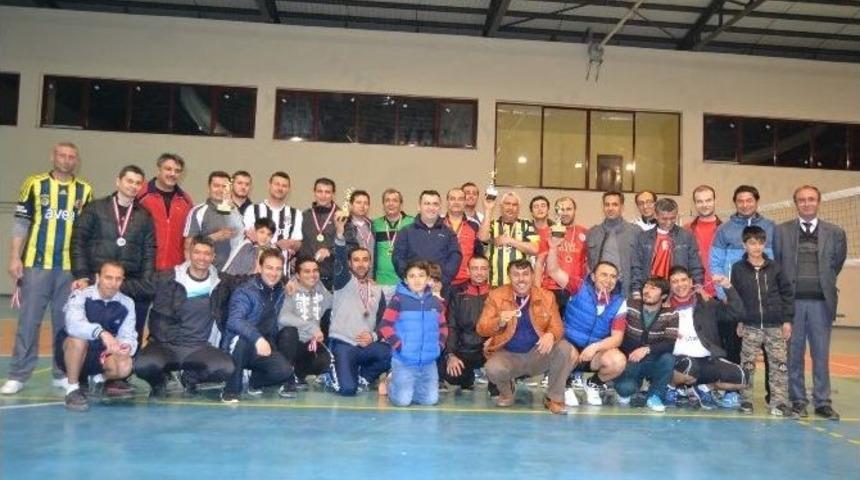 Kulu&rsquo;da Voleybol Turnuvası