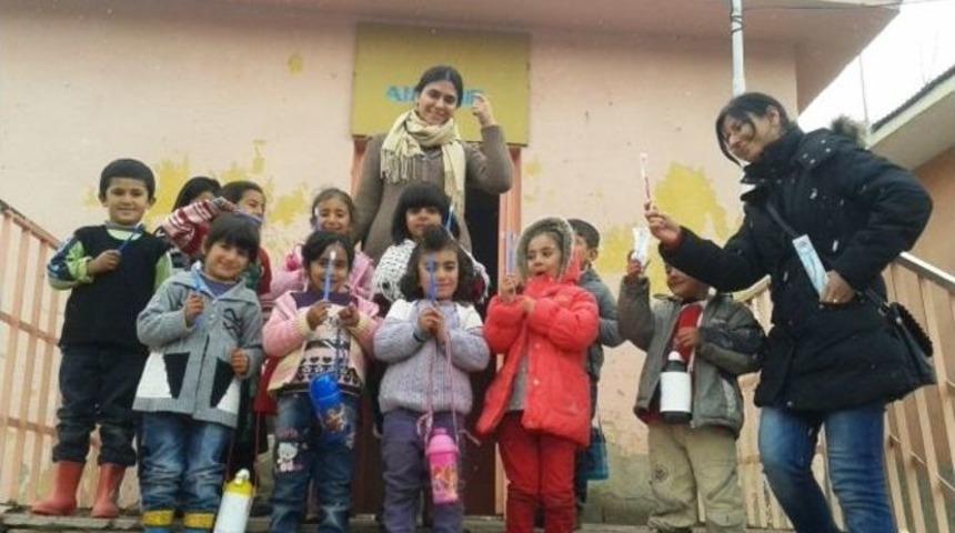 Halk Sağlığı M&uuml;d&uuml;rl&uuml;ğ&uuml;&rsquo;nden Ağız Ve Diş Sağlığı Taraması