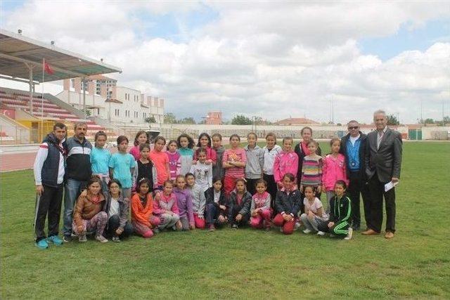 Karaman’da Geleceğin Milli Atletleri Yetişiyor