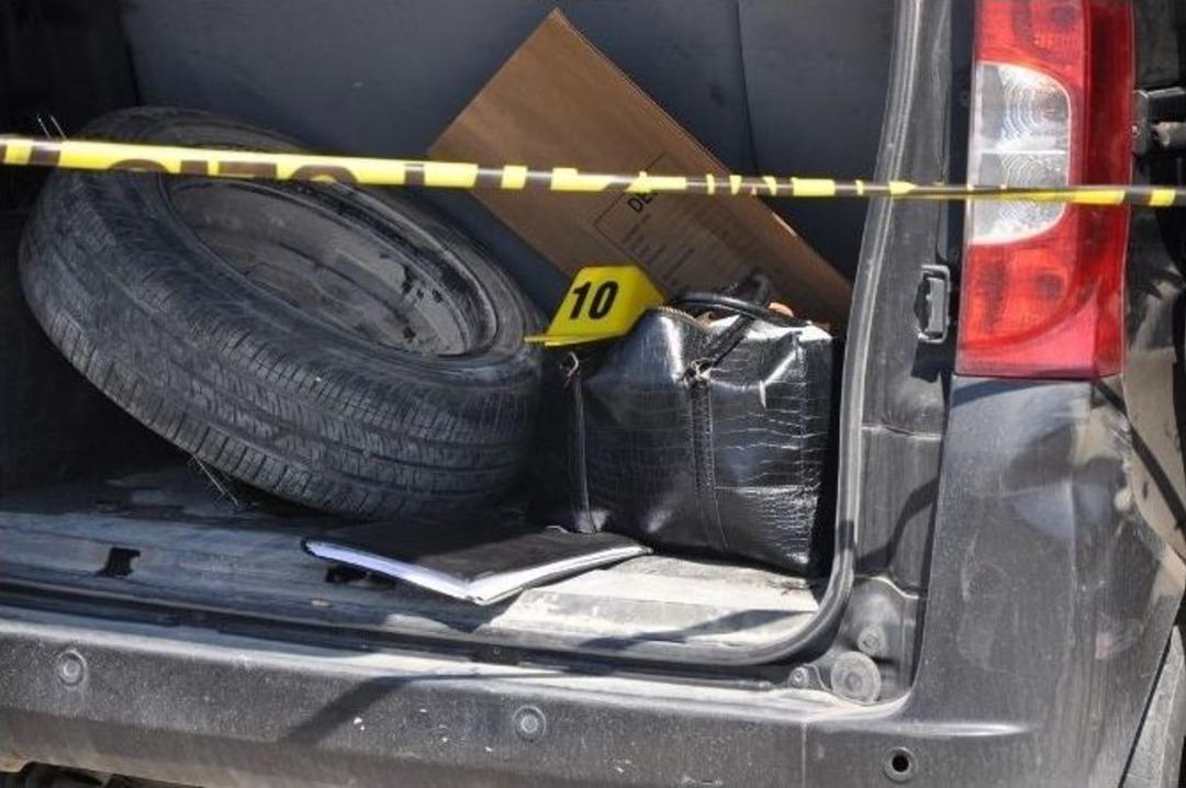 İzmir Adliyesinde Silah Ve Pompalı T&uuml;fek Paniği