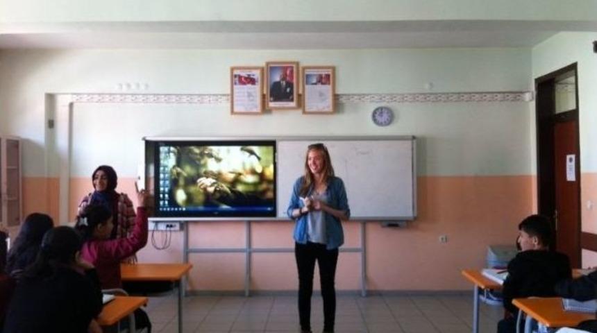 &Ouml;ğrencilerin &Ccedil;alışmaları Bu Fuarda