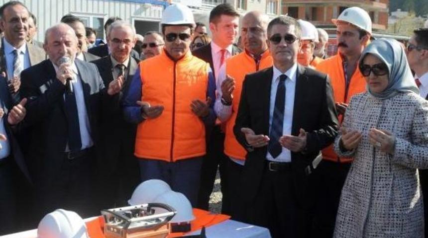 G&uuml;mr&uuml;k Ve Ticaret Bakanı Canikli Giresun&rsquo;Da