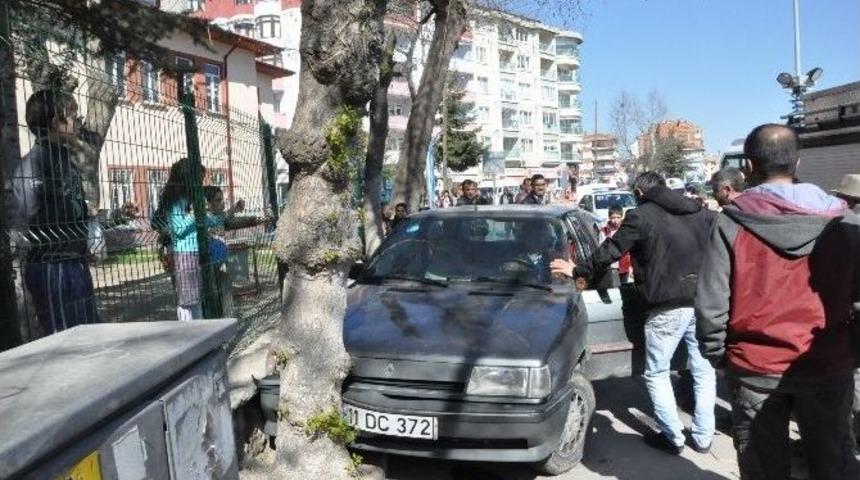 Boz&uuml;y&uuml;k&rsquo;te Aracı İle Seyir Halindeki S&uuml;r&uuml;c&uuml;ye Fel&ccedil; İndi