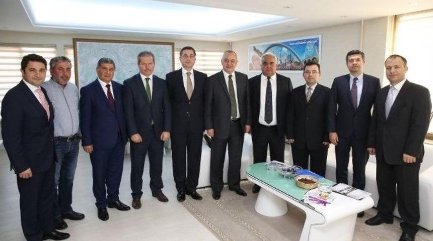 Cb&uuml; Muradiye Kamp&uuml;s&uuml; Ulaşımında Modern D&uuml;zenleme