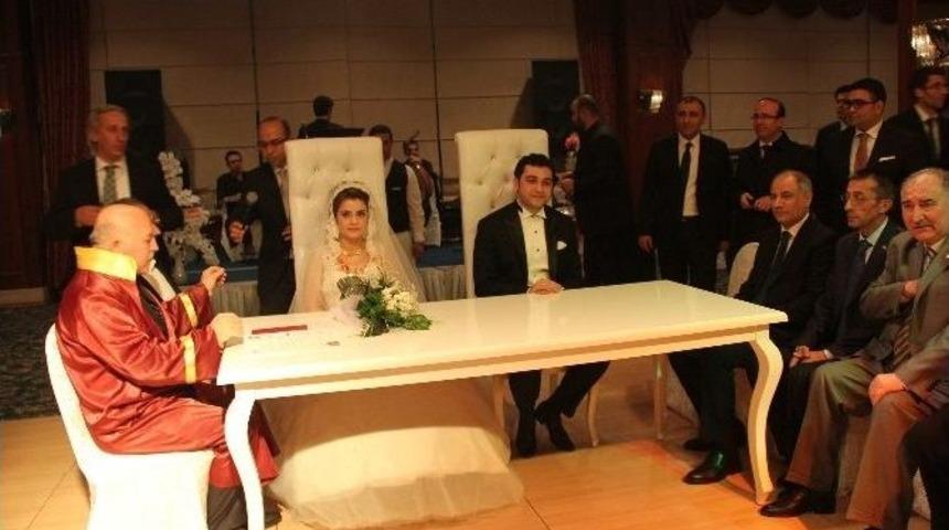 Ala Memleketi Erzurum&rsquo;da Nik&acirc;h Şahidi Oldu