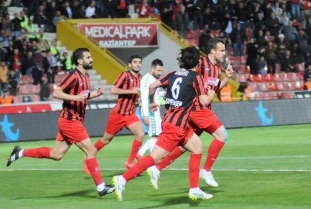 Gaziantepspor - Torku Konyaspor Maçı Fotoğrafları