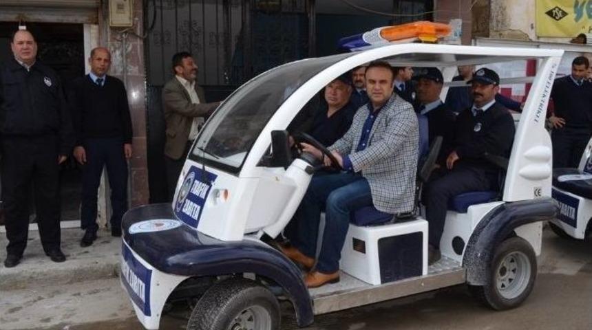 Karataş Belediyesi&rsquo;nden &Ccedil;evre Dostu Trafik Zabıta Ara&ccedil;ları