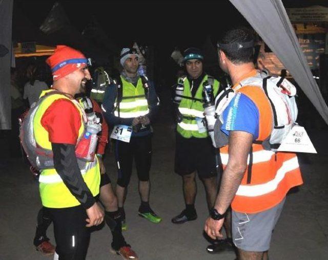 İznik Ultra Maratonu’Nun Startı Gece Verildi