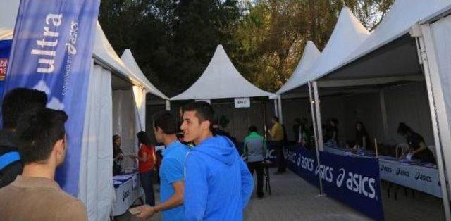 İznik Ultra Maratonu’Nun Startı Gece Verildi