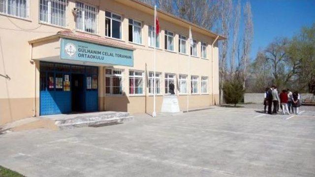 Ortaokul Bah&ccedil;esinde  matematik Bulvarı  1