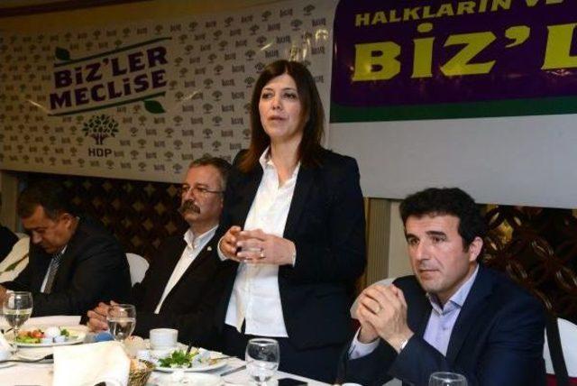 Hdp'li Beştaş'tan Avukatların Aranmasına Tepki