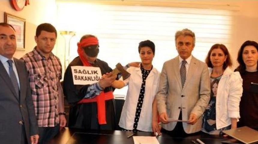 T&uuml;rk Sağlık Sen: Ceza Puanı 100'e De &Ccedil;ıksa Cumartesi N&ouml;betlerine Gitmiyoruz