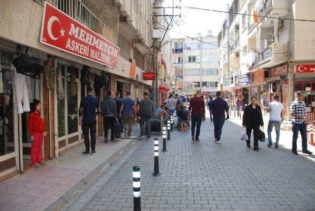 (özel Haber) İskenderun’da Telefon Ve İnternet Gitti, Esnaf İsyan Etti