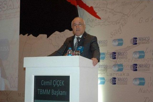 &Ccedil;i&ccedil;ek, Ermeni Meselesinde Batı&rsquo;yı İkiy&uuml;zl&uuml; Olmakla Su&ccedil;ladı 1