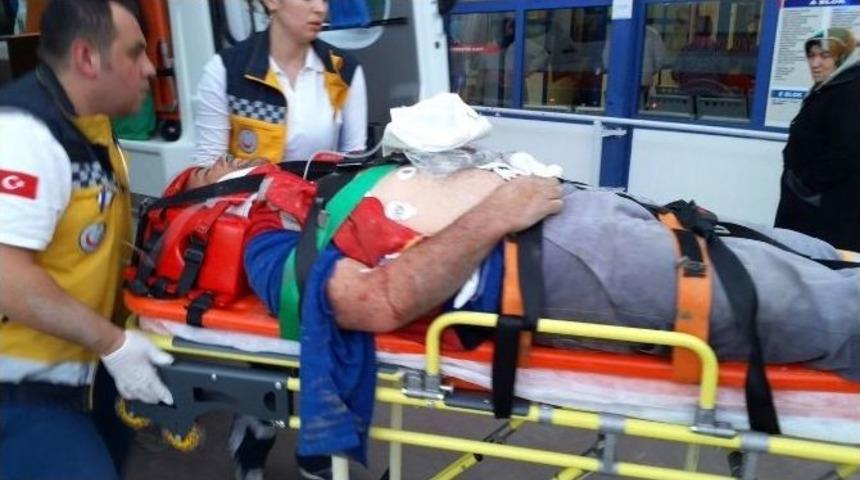 Beton Mikserinden D&uuml;şen İş&ccedil;i Ağır Yaralandı