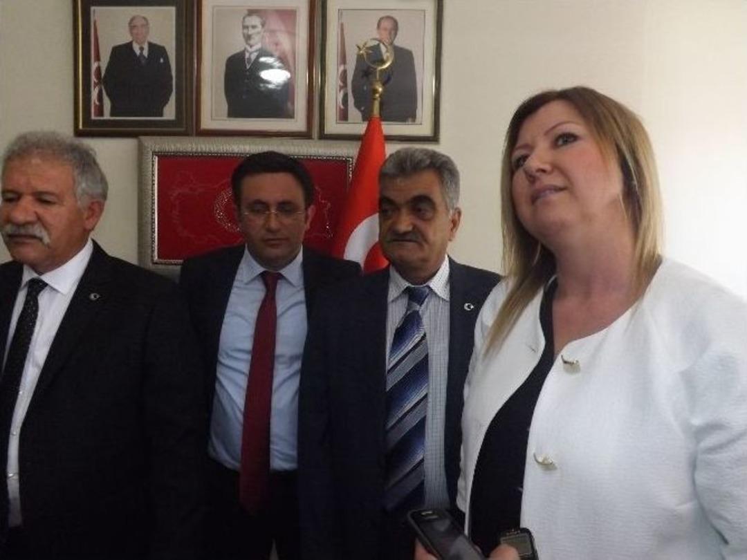 Milliyet&ccedil;i Hareket Partisi Adaylarını Tanıttı