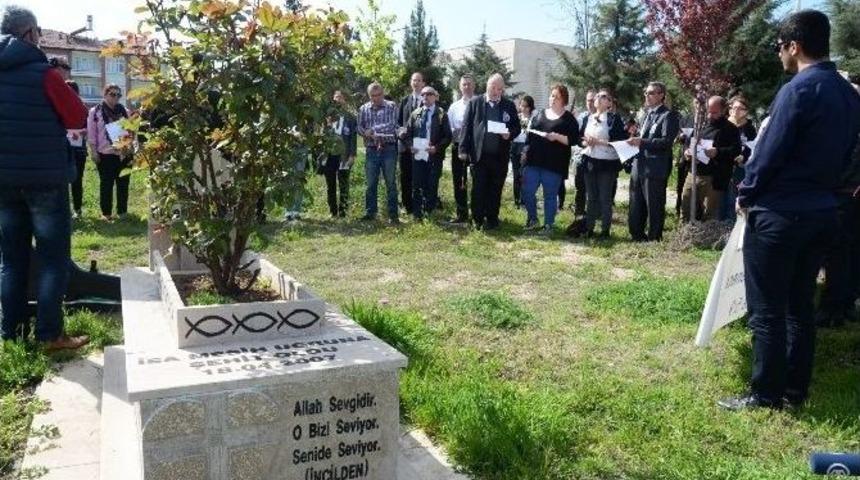 Zirve Yayınevi’nde Öldürülen Geske Mezarı Başında Anıldı