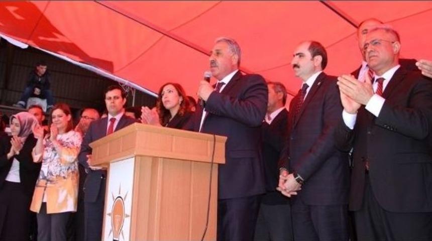 Ak Parti Van Milletvekilleri Adayları Partililerle Buluştu