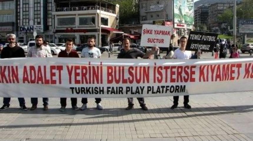 Trabzonspor Taraftarları 128 Haftadır Şike Eyleminde