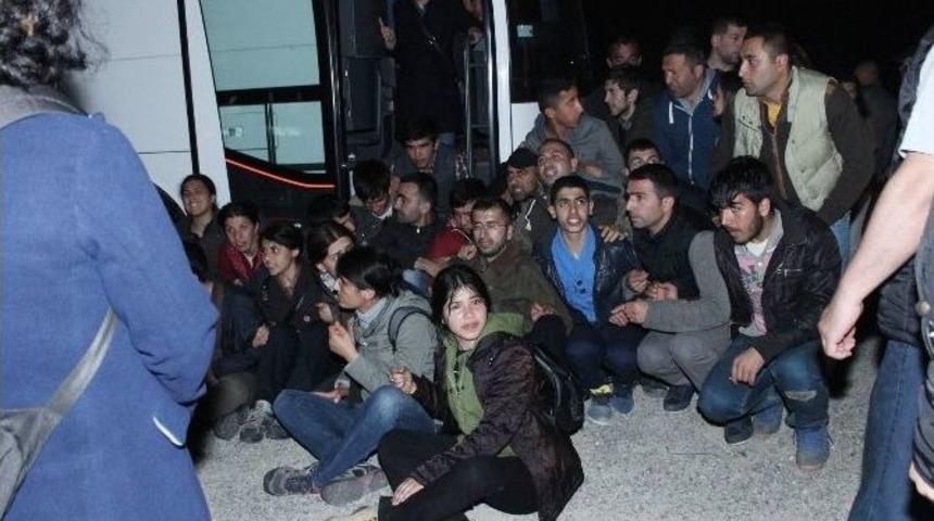 &Uuml;&ccedil; Otob&uuml;sle Dhkp-c&rsquo;li Şafak Yayla&rsquo;nın Mezar Ziyaretine Polis İzin Vermedi