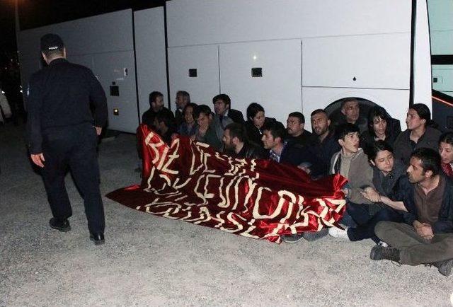 Üç Otobüsle Dhkp-c’li Şafak Yayla’nın Mezar Ziyaretine Polis İzin Vermedi 2