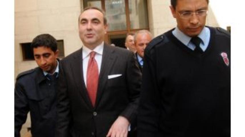 Eşrefoğlu Cezaevinde