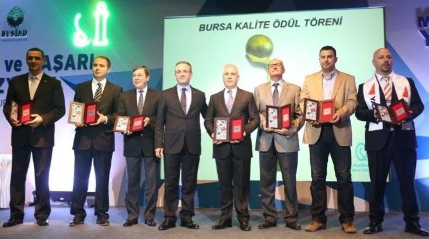 Kalder&rsquo;den Mustafa Bozbey&rsquo;e Plaket