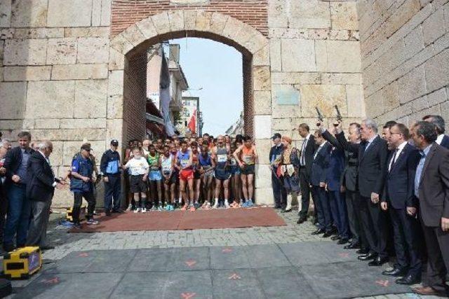 Startı Gecikmeli Veren Bakan Müezzinoğlu’Na Tepki 1