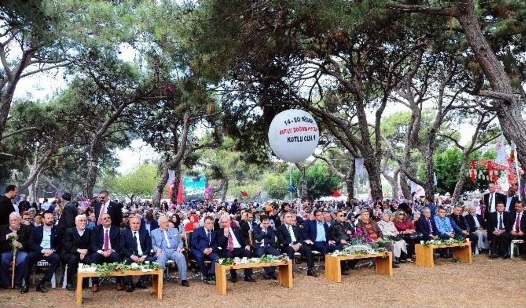 Y&ouml;r&uuml;klerin Peygamber Sevgisi