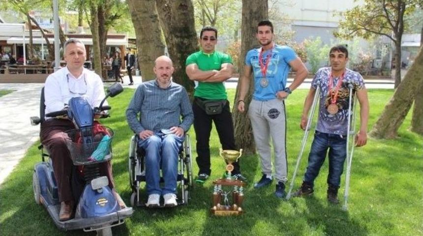 Başarılı Sporcu Erhan Tan&rsquo;ın Sponsora İhtiyacı Var