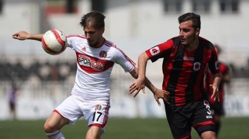 Nazilli Belediyespor Emre İş&ccedil;iler'le Anlaştı