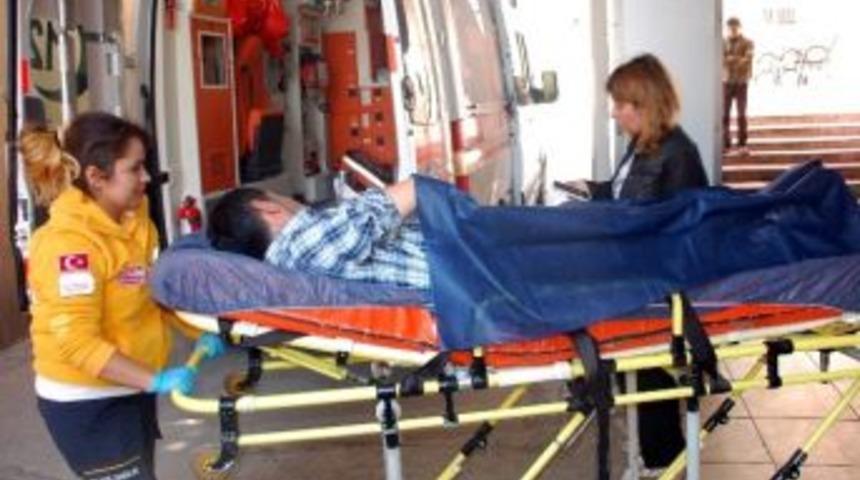 Motosiklet Devrildi: 1 Yaralı