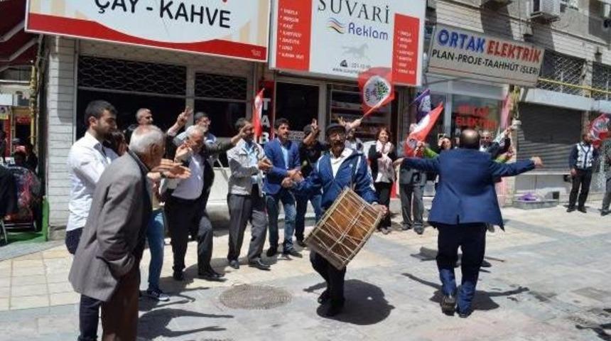 Hdp&rsquo;Liler Kayseri&rsquo;De Davul Zurnalı Tanıtım Yaptı