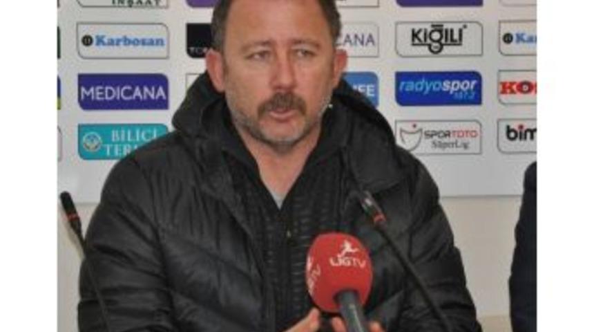 Medicana Sivasspor'da Sergen Yal&ccedil;ın'la Devam Kararı